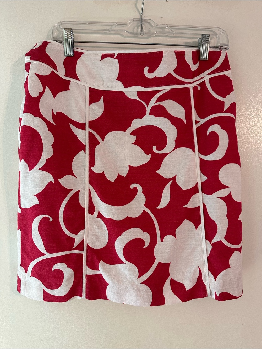 Ann Taylor Lined Floral Pencil Skirt Machine Washable